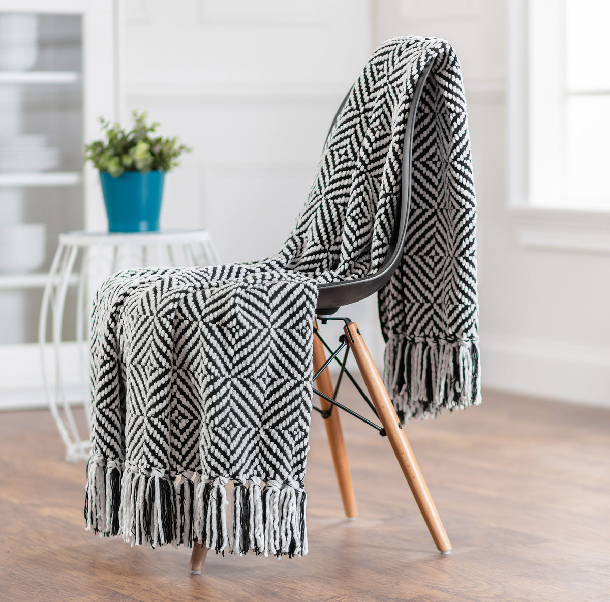 Interknit Chenille Throw Blanket Chanasya