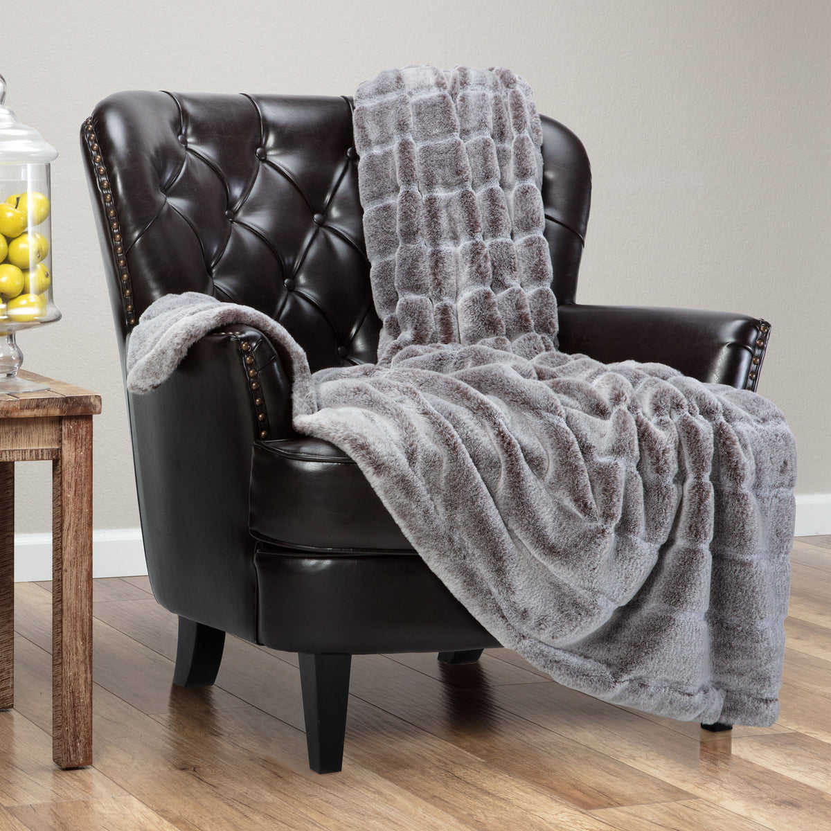 Emboss Stripe Faux Fur Throw Blanket