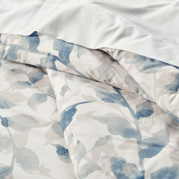 Layered Leaf Reversible Comforter Set