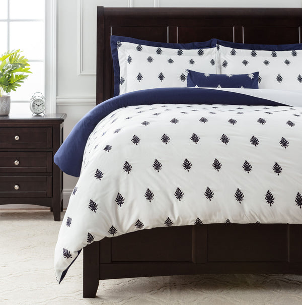 Fleur De Lis Embroidered Duvet Cover Set